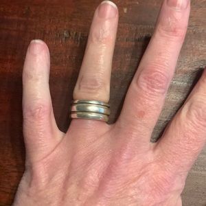 Tiffany band ring